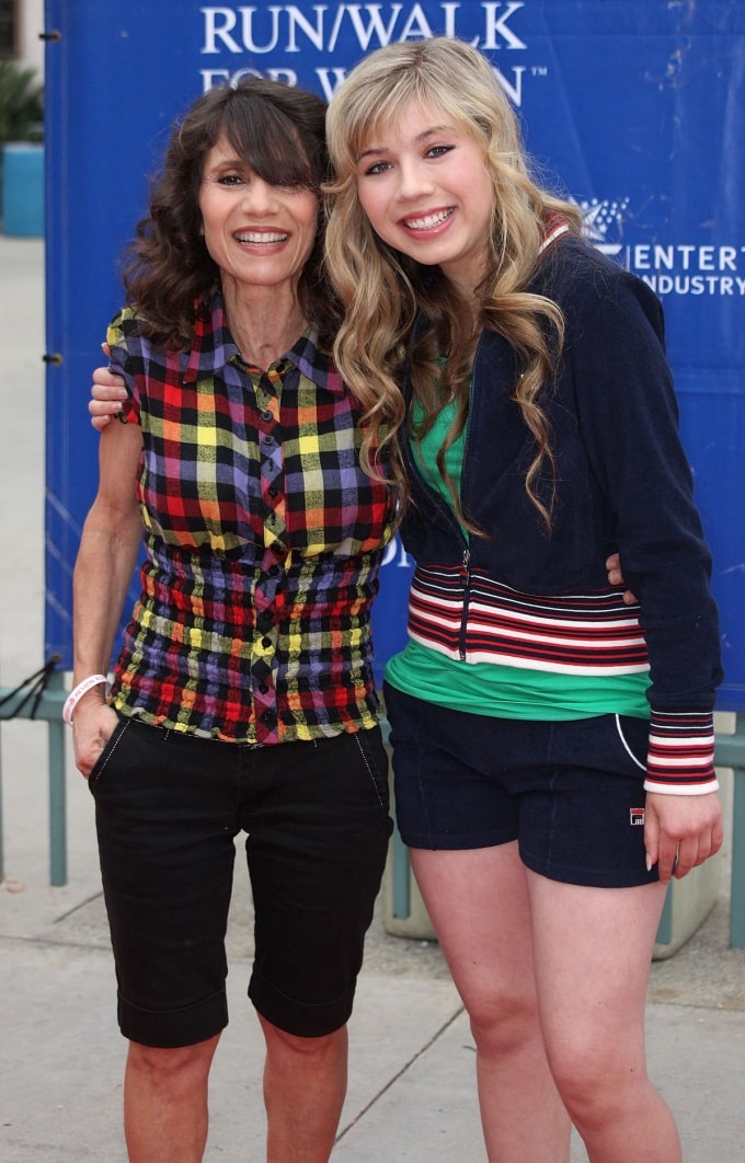 Jennette McCurdy and her mother